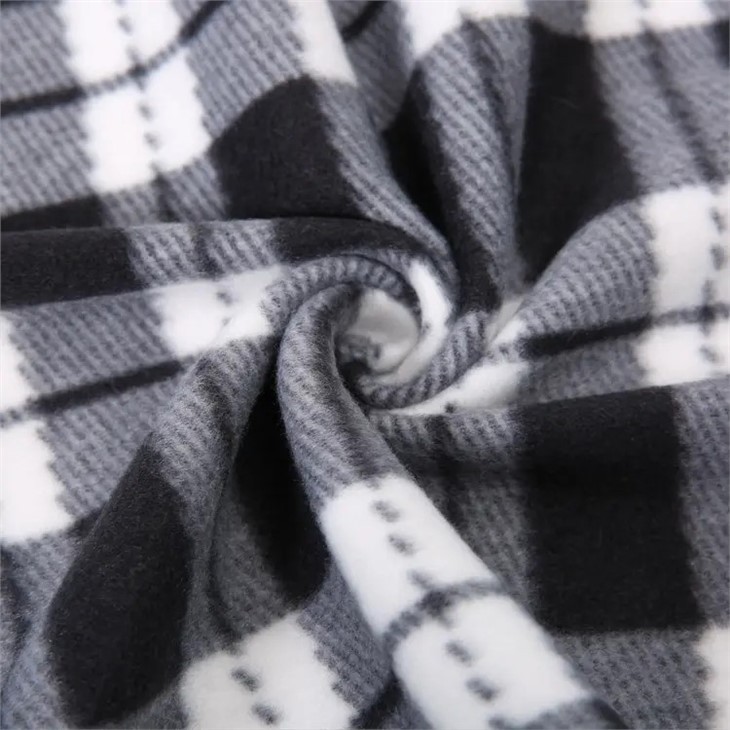 China 	Knitted Polar Fleece Blanket