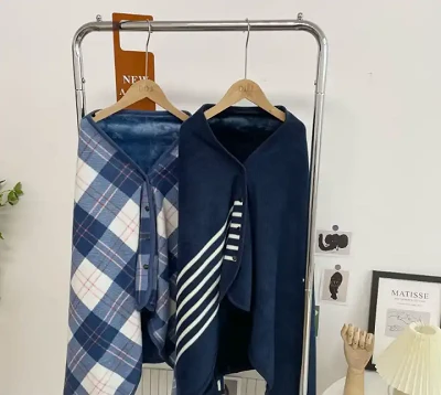 Wearable Shoulder Blanket